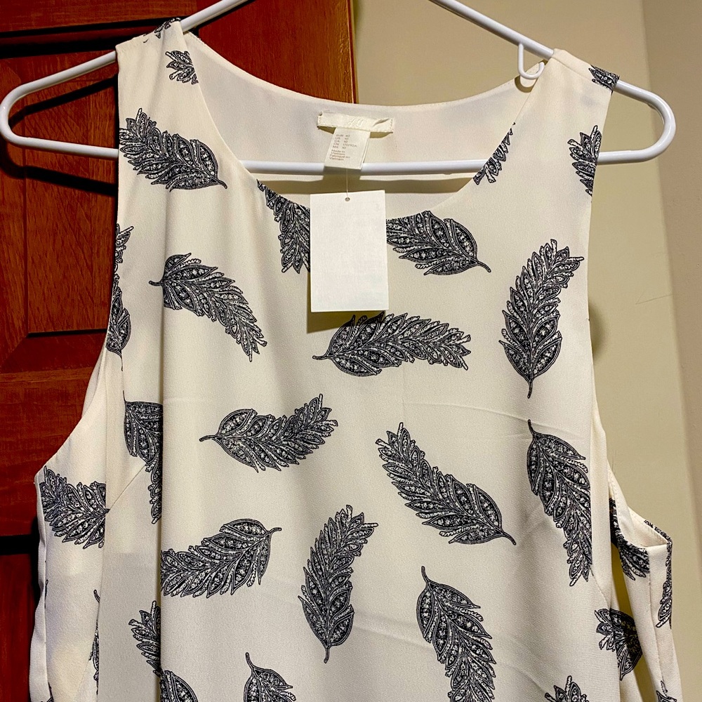 H&M white dress with black feathers